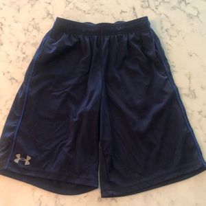 Youth medium under armor boy shorts